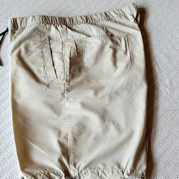 Columbia Cinched Waist & Hem Zippered Pockets Hiking Fishing Beige Sz. XL Shorts - Picture 1 of 12